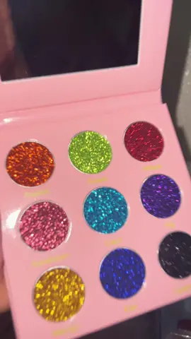 Thank you @kreationsbyykassandra 🤎✨ thank you all foe your amazing aupport. #makeup #metamorphosisbf #cute #makeup #trending 