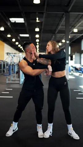 Tag your workout partner who you’d try this killer workout below!👇🏽 #crunchfitness #crunchfitnessbrantford #crunchfitnesscanada #fitfam #partnerworkout #hiitworkout 