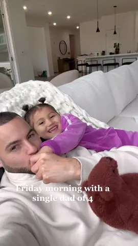 Happy Friday 😍 #singledad #singleparent #singledadlife #singlemom #singlemomlife #singlemomsoftiktok #singledadsoftiktok #singleparenting #fyp #fy 