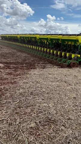 Tandem 4 plantadeira 12x50 cm; total 48 linhas #agro #agriculture #johndeere #engenharia 