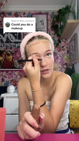 Replying to @Mia #grwm #makeup #fyp 