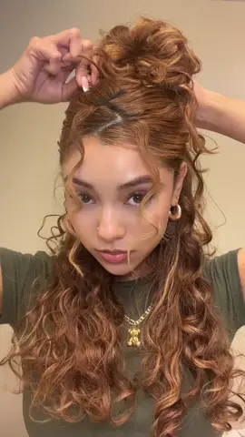 vid got cut off 🫠 #glitch (but for the ending create a loop for the bun, leave out peices in the back & set it in w bobby pinss)