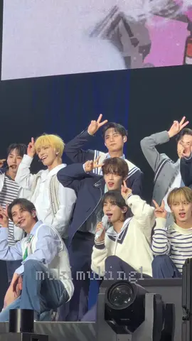 CARAT LAND 예쁘다 #SEVENTEEN #セブンティーン #세븐틴 #caratland #캐럿랜드2023 #캐럿랜드 #예쁘다 #prettyu