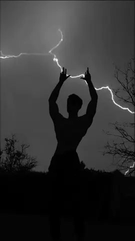⚡️⚡️⚡️#gym #GymTok #bodybuilding #musculation #pourtoi #aesthetic #posing #fp #gymmotivation #afterdark #zeus 