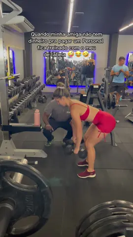 Quem se indentifica? 🤡🤪🤣 #foryoupage #foryou #fy #foryoupageofficiall #meme #girls #academia #treino #look #fyp 