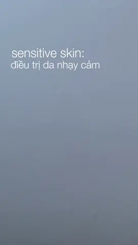 🆕 Tin vui cho da bạn (và môi trường): ♻ sữa rửa mặt dịu nhẹ cho da nhạy cảm UltraCalming Cleanser 500ml có bao bì mới, với vòi bơm tái chế 100%!