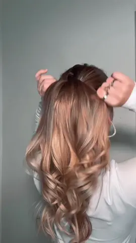 Will you try this hack?🤩 Follow for more makeup and hairstyle ideas ❤️😍 #makeup #hairstyle #hairtips #hairstyletips #makeuptips #makeuptutorial #makeupoftheday #viral 