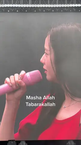 Pas soundcheck idamanku neng Jisoo cantik banget pusinf bismillah KUA besok Senin #blackpinkinjkt #bornpinkworldtour #bornpinkjakarta #jisoo 