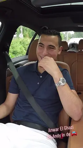 Vindt ze jou echt een knappe jongen! 😉 #andyvandermeijde #elghazi #bijandyindeauto #psv #fy #foryou #fyp #foryoupage #humor #trending 