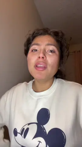 First is how i used to react vs now #fyp #foryou #makeup #makeuptutorial #tutorial #mua #makeupartist #makeuphacks #makeuptransformation #mexicaninfluencer #latinainfluencer #latinacommunity #microinfluencer #makeuplooks #trending #viral #latina #mexicana 