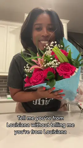 Flowers & Crawfish…A Louisiana Girls Love language. 💕💃🏾 #southerngirl #Inverted 