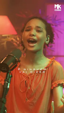 Opa. Você lembra quando @Maria Marçal lançou sua 1ª canção, “Infinito”? 🤔 Prepare-se: 21/03 tem a inédita “Deixa”! 🤩 #GospelNoTikTok #Gospel #MariaMarçal #deserto  