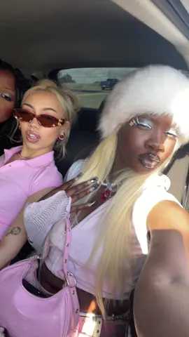 @aliyahsinterlude1 @babystorme girls dayyyy💖💝