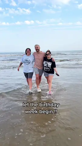 foam runners on the beach be like… #fyp #beach #beachvacation #vacation #vacay #vacationmode #vacations #familyvacation #galveston #foamrunner 