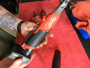 My top two tools as a mechanic!!!  #offroad #mechanic #repair #ford #automotive #DIY #milwaukee #m12 #fuel