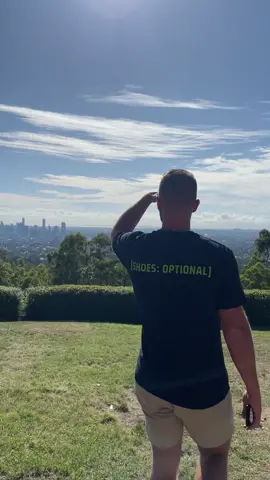 Big shoutout to all the new faces from our community who joined us for our first ‘Shoes Optional Stroll’ in Brisbane! 🙌💚 👣 The purpose of these in-person SOS Meet-ups is to foster genuine connections between like-minded humans as we ‘save our soles’ together. 🦶 👣 While the summit we conquered on Saturday wasn’t the biggest, the fact that we did it together was super special. 😊💪 👣 #thefootcollective #shoesoptionalstroll #empower #inspire #walk #play #community #maptofootfreedom #jointhecommunity #foothealth #painfree #restore #explore #barefoot #r2e #freeyourfeet  #health #fyp #foryou #foryoupage 