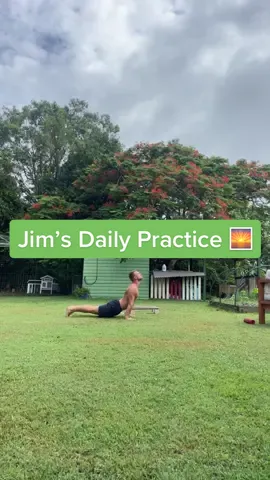 Jim’s Daily Practice 🌄🤹‍♀️ 👣 If you’re serious about your foot health, a daily practice is essential. 👣 Something as simple as a daily 10 minute practice that you do every day consistently can have massive long-term effects in as short as six weeks. 👣 If you’re keen to see what more TFC Foot Nerds do for their daily practice, head to the link in our bio to join the community.  #thefootcollective #dailypractice #empower #consistent #play #community #maptofootfreedom #jointhecommunity #foothealth #painfree #restore #explore #barefoot #r2e #fyp #foryou 