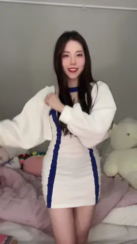 킹받는 04년생 클럽춤 #챌린지 #클럽춤 #04년생 #04년생클럽춤 #댄스 #댄스챌린지 #커버댄스 #추천 #cover #dance #korean #challenge #foryou #foryoupage 
