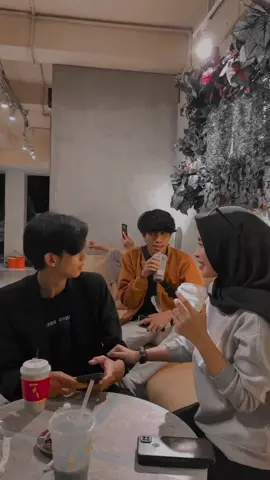 Sakit rasanya melihat wanita yang kita cintai itu suka sama temen kita sendiri#rela #drama #fyp #fypシ #maret 