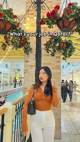 Ground staff 🥰 #qatarairways #qatar🇶🇦 #doha #explore #foryoupage #nepalitiktok 