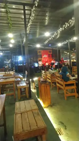 BUAT PRANK STATUS WHATSAPP....lokasi cafe baja jalan vetetan 2 ciawi#prank #pranks #prankstatus #prankstatuswa #prankstatuswhattsap #prankstatuswhattsapcek #fyp #bogor #bogorhits #bogorjajan