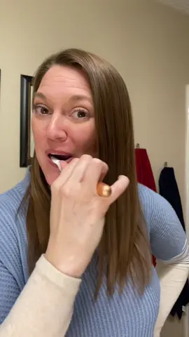 Give me those good vibrations! @getquip #notanad #quiptoothbrush #electrictoothbrush #travelessentials #traveltoothbrush #travellifestyle #ugccreator #ugcexample 