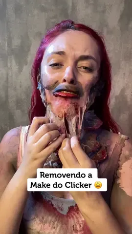 Respondendo a @jass5ssper ‼️ATENÇÃO ‼️ Momentos de drama e desespero 🫠 JUST MAKEUP #fakeblood  #fakesituation⚠️ #thelastofus #makeup #removendoamaquiagem #sfxmakeup