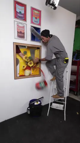 Give some love in the comments to the crew member who took one for the team 🎥 🤦🏻