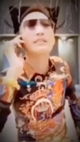 Căng . thầy #huấnrose kéo dàn xe đi khiêu chiến thằng HM qua đến xúc qhạm thầytrênlivestry🤣@_huanhoahong_official #xuhuongtiktok 