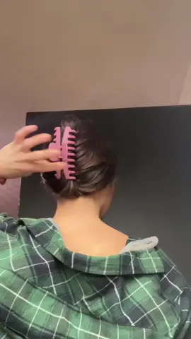 Keeps my hair out of my face all day 🫶🏻#hairtips #hairtok 