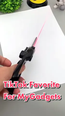 Share with you an awesome laser scissors to help you cut straighter ✂️#amazonfinds #fypシ #amazonfavorites #amazonmademebuyit #amazonfashion #Summer #summer2023 #amazonfinds2023 #amazonproducts #amazonhomefinds #homehacks #MomsofTikTok