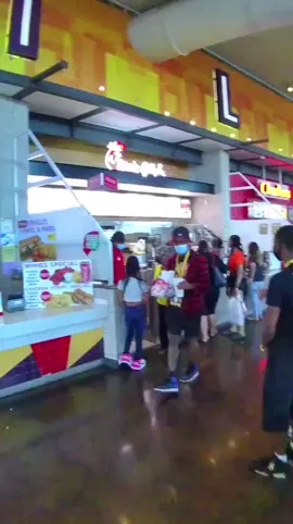 First day on the job #fyp #foryou #foryoupage #fypシ #fy #funny #chickfila #parati #pourtoi #pov #omgitsgeraldhuston #chicken #omg 