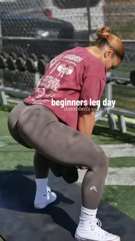 #legday #beginnerworkout #gymgirl #fitnessmotivation #glutes #workfromhome #FitTok 