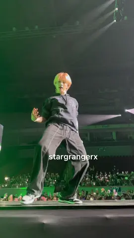 hyunjin venom soundcheck kaldag reveal (sorry for our screams, we werent expecting that LMAO) #SKZinManila2023 #MANIAC_IN_MANILA #StrayKidsinManila #StrayKidsinManila2023 #MANIACinMANILA_Day1 @Stray Kids 