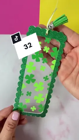Archivo 32 - Marca libro transparente 🍀 Archivo completo gratis para mis suscriptores de Instagram. Qué tal te pareció esta técnica de visor transparente? Glitter paper @ashleeyfalco  #trebol #clover #paperclover #bookmarks #bookmarkcraft #treboldecuatrohojas #stpatricksday  #stpatricksdaycrafts