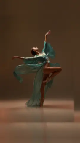 Зйомка для українського бренду одягу Apilat lingerie 📸 Балерина @Andrianna0502  #ballerina #ballet #balletphotography #dancephotographer #art 