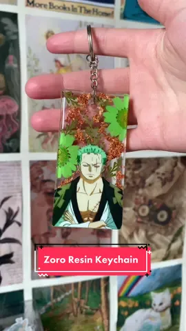 Zoro Keychain 🌿 #customorder #zoro #onepiece #resin #resinkeychain #anime #handmade #resinart 
