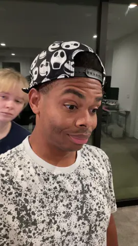 #stitch with @rencomics Would you survive😅