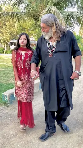 #tiktok #WeLoveToSmile 