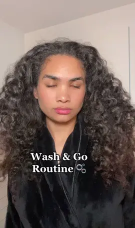 this routine keeps my curls POPPIN 💓💓use my code OCEANVANEXEL10 for some 💸 off :) #bouncecurl #curlyhair @bouncecurl 