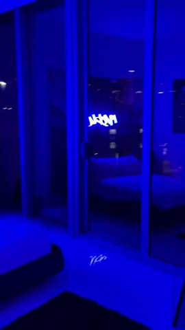 throwback to this amazing vibe + my favorite candle scent🤌🏽