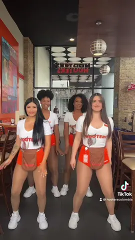 #dancechallenge #hooterschallenge #hootersgirlsoftictok #viral #tendencia  #funny 👀🧡🦉