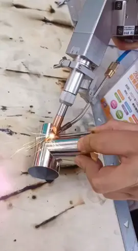 Máy hàn cầm tay laser hàn trên vật liệu INOX #mayhancamtay #tamhoalaser #mayhanlaser #video #videoviral