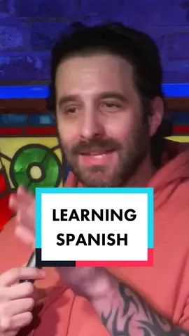 Americans learning Spanish. 📖 📕 📚 #reels #standup #standupcomedy #jokes #nycomedy 
