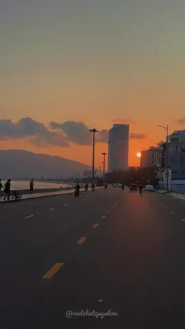 Nếu như anh có 10 anh sẽ cho em mấy 🥺 #tiktok #quynhon #tamtrang #xuhuong #binhdinh #binhdinh77 #77 #nhachaymoingay #fypシ #chill #sad 