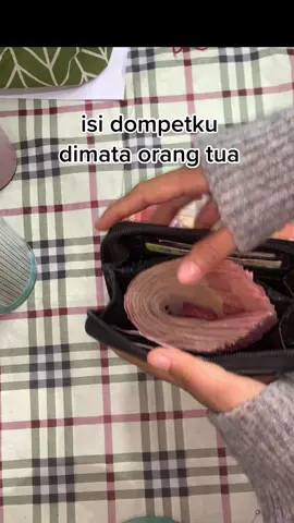 masih bingung ganti iphone atau DP rumah 😜