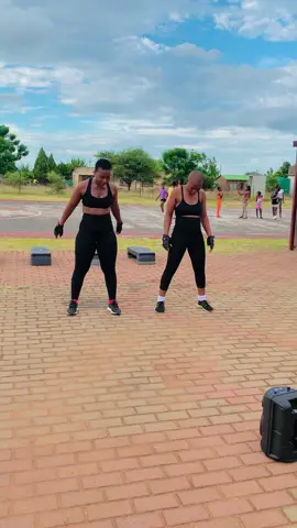 A different Thursday 🏋🏽‍♀️❤️#gymanathibootcamp🏋🏽‍♀️🧘🏾‍♀️❤️‍🔥 #gymgurus #SummerBody🤌🏾❤️ #BodygoalsKeSana🤌🏾 #kasivibes #bodygoals #Fitness 