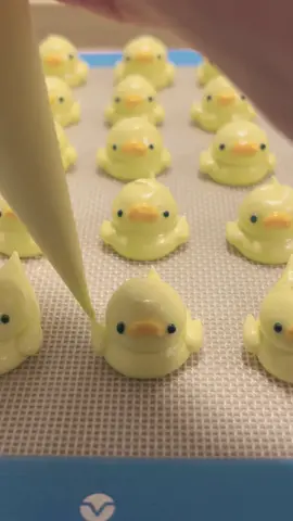 My mom tells me my first word was “ducky.” Not sure what that says about me, but I love making these duck meringue cookies. They’re some of my favorite meringues to float in coffee, tea, and cocoa. #meringues #meringuecookies #kawaiiduck #cuteduck #rubberducks #kawaiifood #cutefood #kawaiibaking #cutebaking 