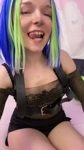 😇