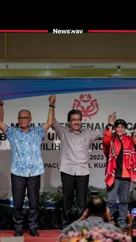 Political analysts predict that three leaders with great potential will be the main choice of representatives. #fyp #unmo #azalina